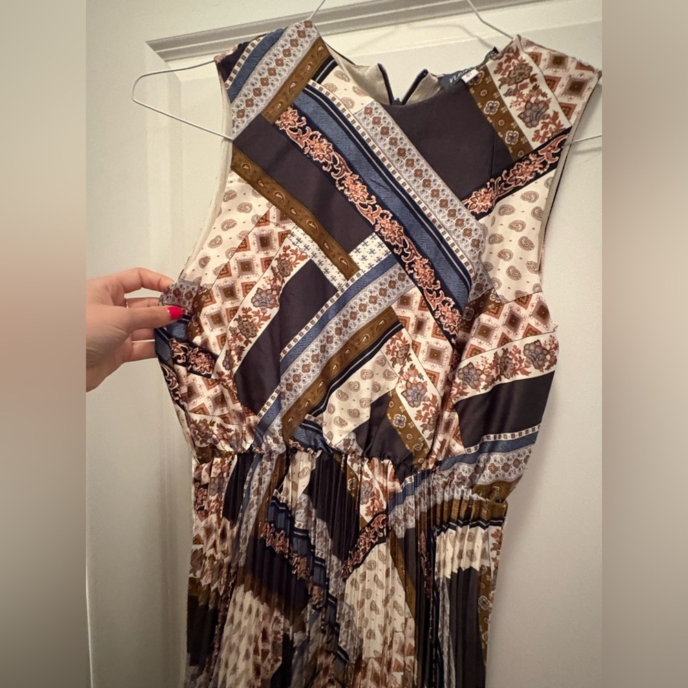 Noni Pleated Maxi Dress Patchwork Print Elastic Waist Small Tall - Picture 5 of 11
